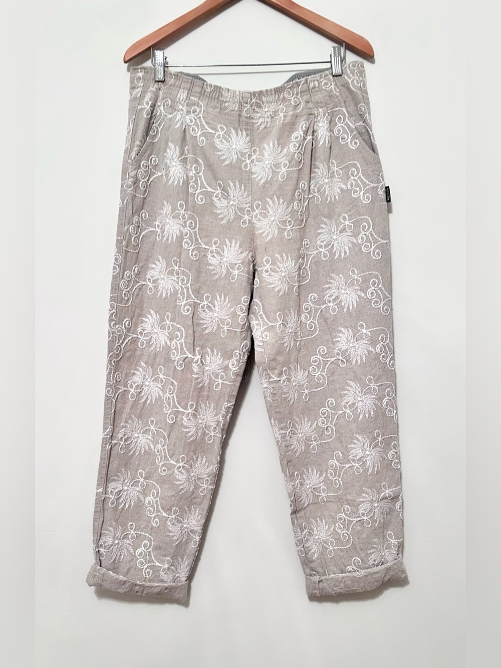 Gene Ewing BIS Linen Light Taupe Pants w/ White Floral Chain Stitch Embroidery